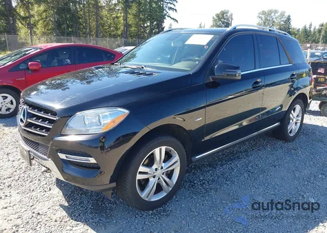 2012 Mercedes-Benz Ml 350 4Matic z USA, uszkodzony, nr VIN 4JGDA5HB8CA032285